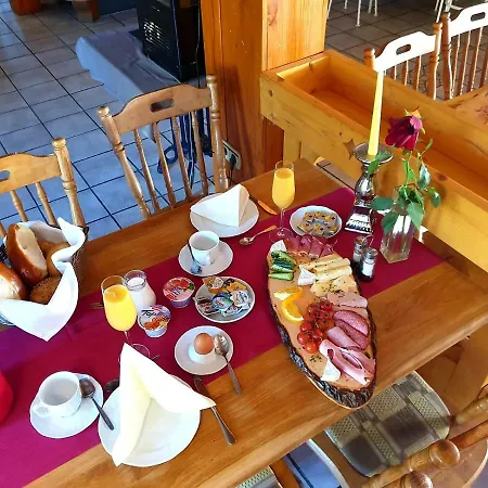 Marienhof-iwi's Restaurant Hotel *
